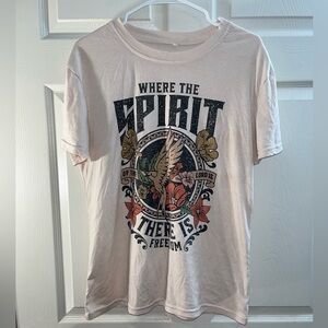 Women’s graphic Tshirt